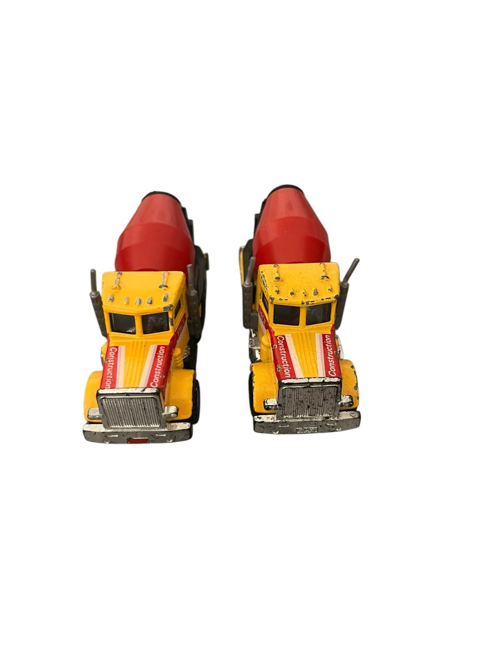 Matchbox Peterbilt 1981 Die-Cast Construction Truck Lot Cement Mixer